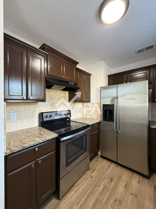 4718 Saddle Ridge in San Antonio, TX - Building Photo - Building Photo