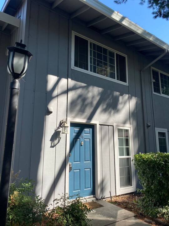 7319 Starward Dr in Dublin, CA - Building Photo