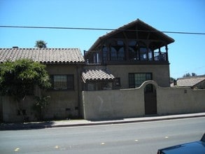 805 Lincoln St in Watsonville, CA - Building Photo - Building Photo
