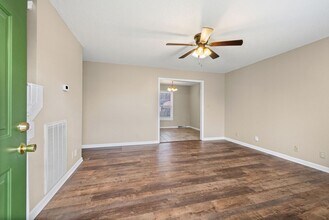 187 Old Farmers Rd in Clarksville, TN - Building Photo - Building Photo