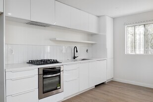 Ardmore in Los Angeles, CA - Building Photo