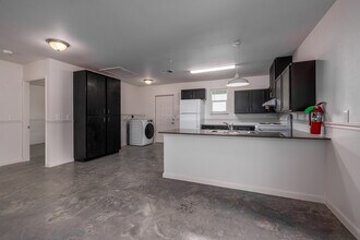 Vineyards at Iowa in Iowa, LA - Building Photo - Interior Photo