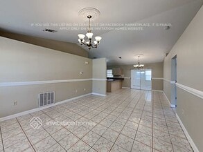 5850 Lake Grove Dr in Lakeland, FL - Foto de edificio - Building Photo