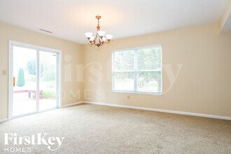 7228 Village Oaks Dr in Avon, IN - Building Photo - Building Photo