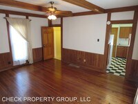 5800 S Main St photo'
