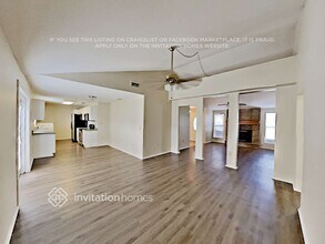 1821 W Clinton Dr in St. Cloud, FL - Building Photo - Building Photo