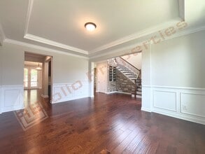 1001 Covered Bridge Trail in Chapel Hill, NC - Building Photo - Building Photo