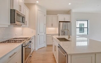 480 Firebush Dr in Nokomis, FL - Building Photo - Building Photo