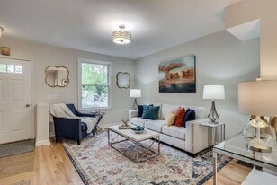 118 O St SW in Washington, DC - Building Photo