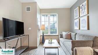 1850 NW Front Ave in Portland, OR - Building Photo