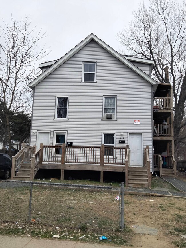 212 Martin St in Hartford, CT - Building Photo - Building Photo