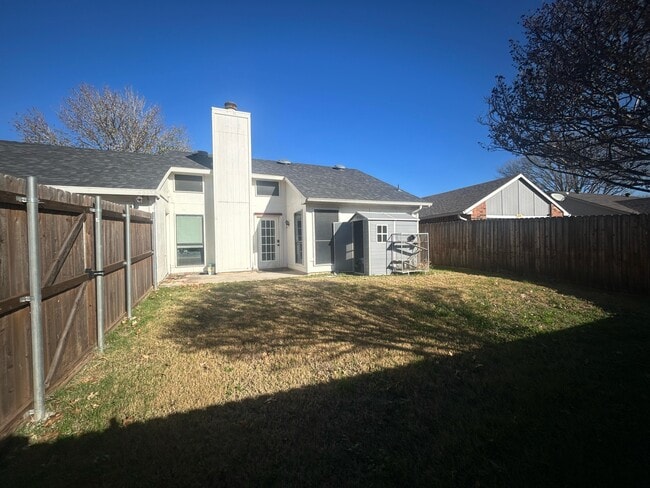 4233 Fryer St in The Colony, TX - Building Photo - Building Photo