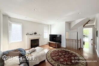 Stunning Renovated 4-Bedroom + Den Detache in Markham, ON - Building Photo - Building Photo