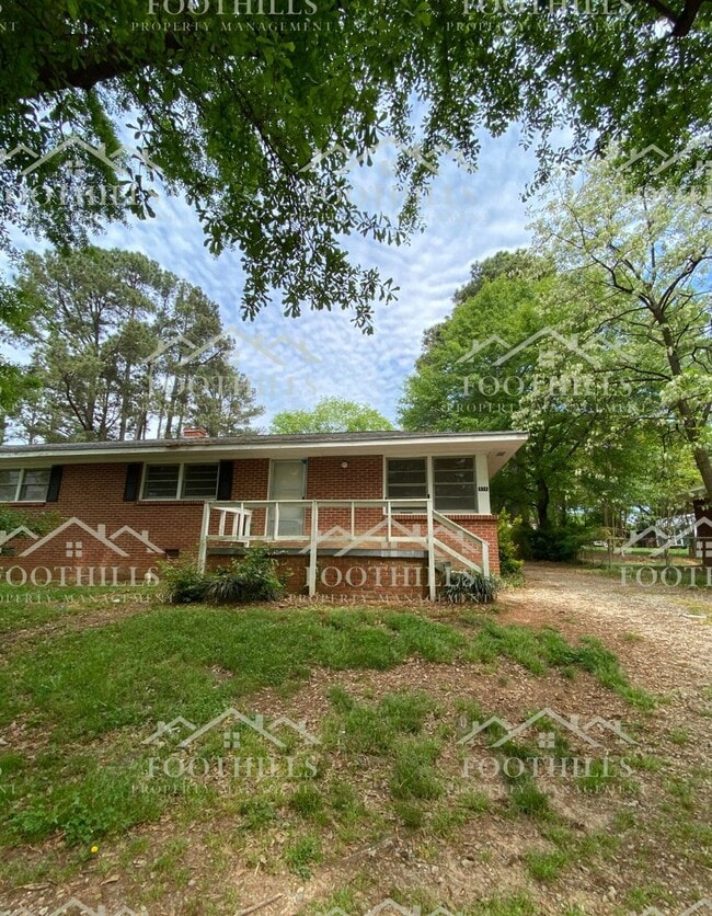 property at 414-416 Jeb Stuart Ave
