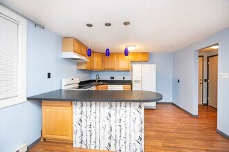 11 Leonard Rd in Boxborough, MA - Building Photo - Building Photo