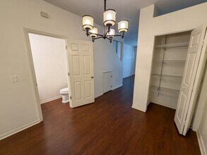3521 SW 30th Way in Gainesville, FL - Building Photo - Building Photo