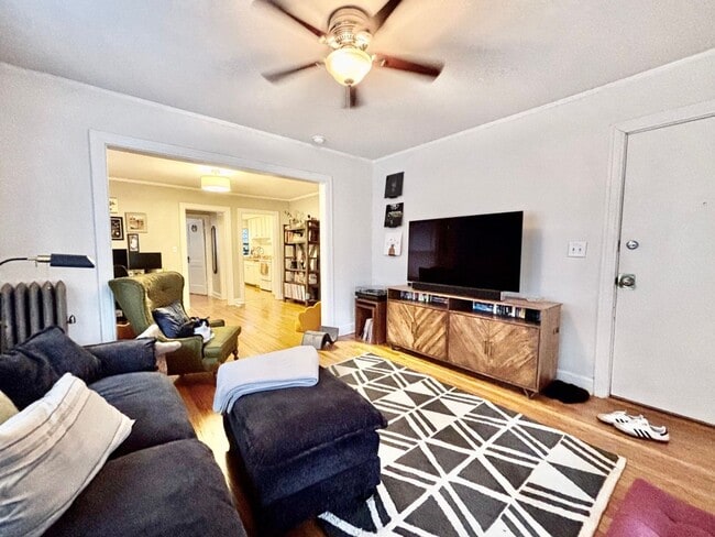 5106 Baltimore Ave in Kansas City, MO - Building Photo - Building Photo