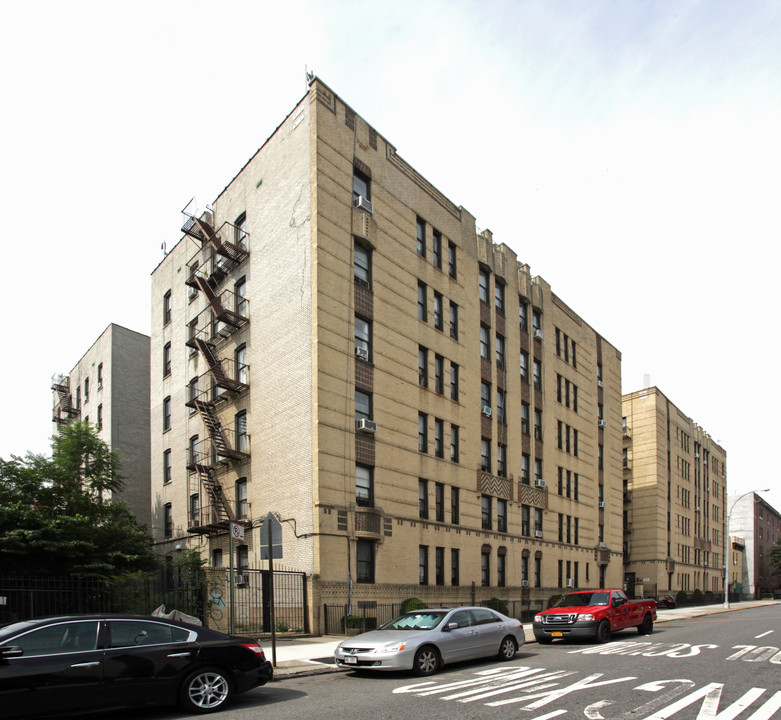 500 St Johns Pl in Brooklyn, NY - Foto de edificio