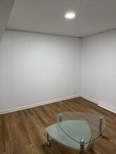 2730 S Dixie Hwy, Unit Apt in West Palm Beach, FL - Building Photo - Building Photo