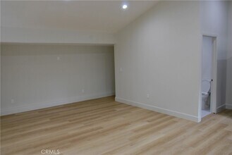 7053 Corbin Ave in Los Angeles, CA - Building Photo - Building Photo