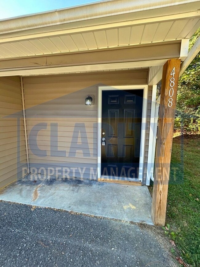 4808-4810 Charwood Trail NW in Cleveland, TN - Foto de edificio - Building Photo