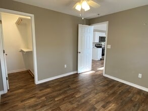 7616 TX-171 in Grandview, TX - Building Photo - Building Photo