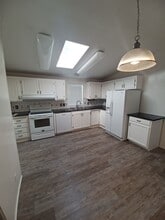 1725 Sargent Ave in Klamath Falls, OR - Building Photo - Building Photo