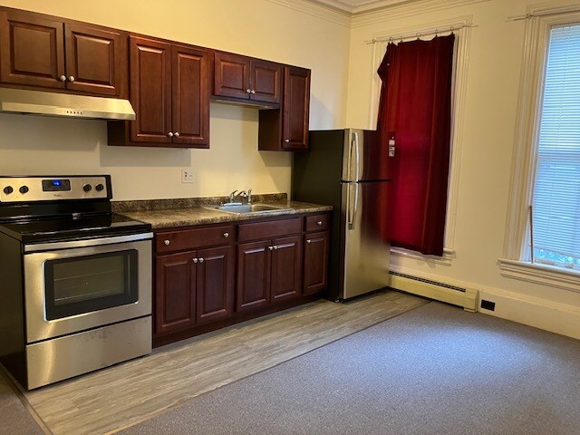 173 Washington St in Keene, NH - Building Photo