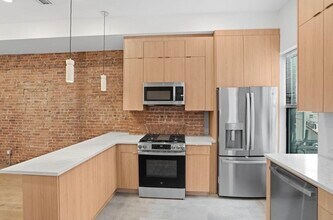 233.5 Summit Ave in Jersey City, NJ - Building Photo - Building Photo