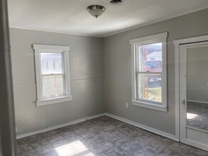 3215 Roosevelt Ave NE in Canton, OH - Building Photo - Building Photo