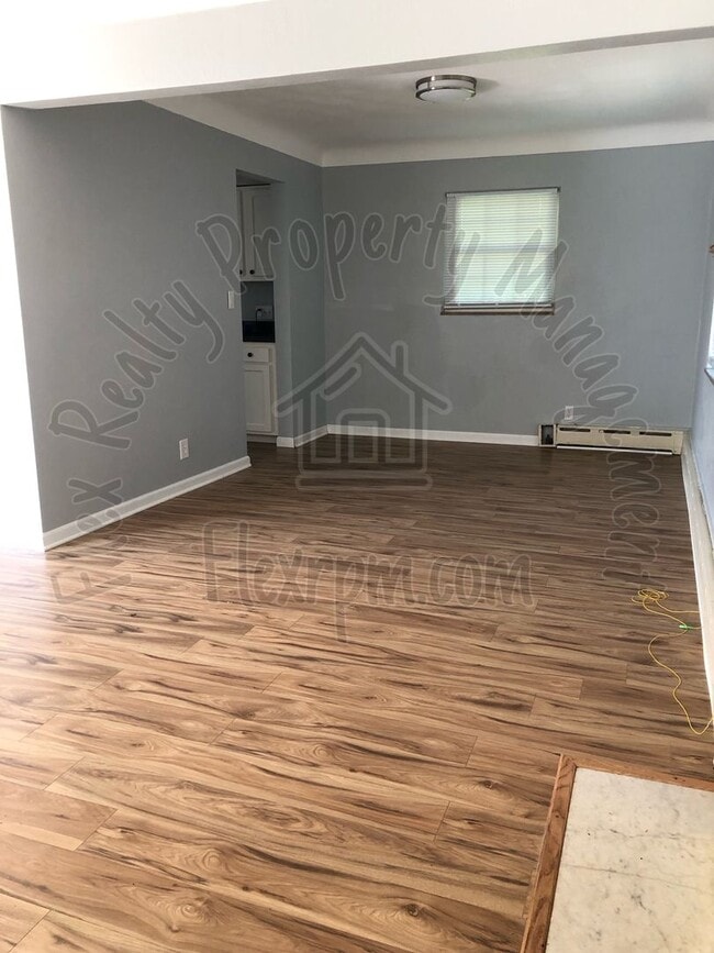 3525 Douglas Rd in Toledo, OH - Building Photo - Building Photo