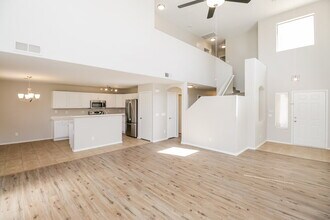 41386 N Cambria Dr in San Tan Valley, AZ - Building Photo - Building Photo