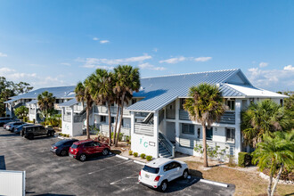 Fiddlers Green in Englewood, FL - Building Photo - Building Photo