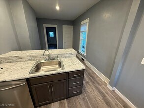 460 2nd St NW in New Philadelphia, OH - Building Photo - Building Photo