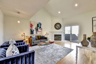 1117 Humboldt Rd in Brisbane, CA - Building Photo - Building Photo