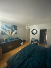 1209 Amherst Ave, Unit 102 in Los Angeles, CA - Building Photo - Building Photo