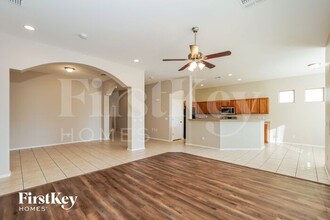 10106 West Riverside Avenue in Tolleson, AZ - Building Photo - Building Photo