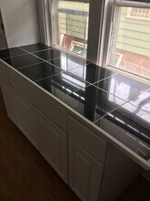 1649 N Warren Ave, Unit Lower in Milwaukee, WI - Building Photo - Building Photo