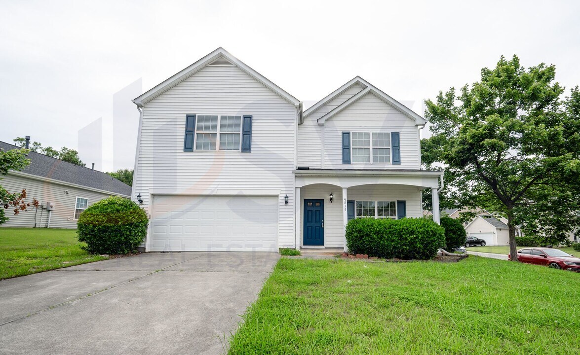 4815 Hoppers Dr in Durham, NC - Building Photo