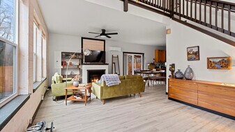 313 Skate Creek Rd N, Unit SI ID1035869P in Ashford, WA - Building Photo