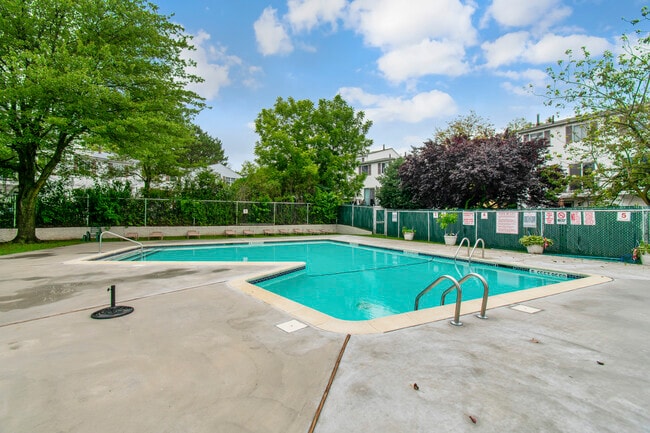 property at 1630 Forest Hill Rd