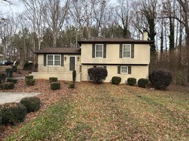1240 Ebenezer Rd in Rock Hill, SC - Building Photo
