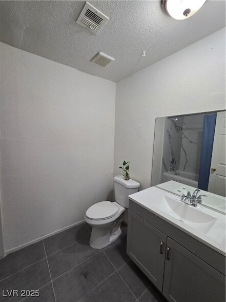 5576 W Rochelle Ave., Unit 11A in Las Vegas, NV - Building Photo - Building Photo