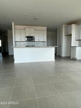 4711 S 110th Ave in Tolleson, AZ - Building Photo - Building Photo