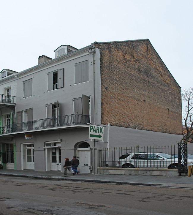 532 Chartres St in New Orleans, LA - Building Photo - Building Photo