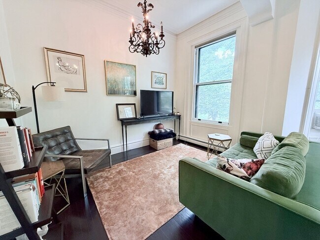 70 W Rutland Sq, Unit 2 in Boston, MA - Building Photo - Building Photo