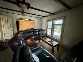 77 W Howard St in Winona, MN - Building Photo - Building Photo