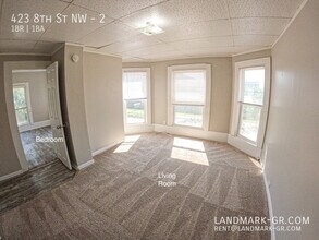 423 8th St NW in Grand Rapids, MI - Building Photo - Building Photo