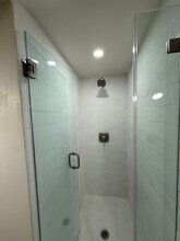 19 Nichols St, Unit 3 in Newark, NJ - Foto de edificio - Building Photo