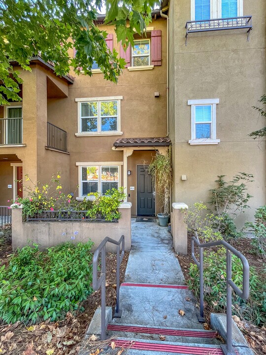 691 N Capitol Ave in San Jose, CA - Building Photo